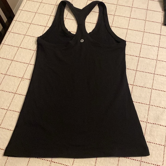 COPY - Lululemon Racerback 2 size 4 black. Fabulous condition. - Picture 2 of 2